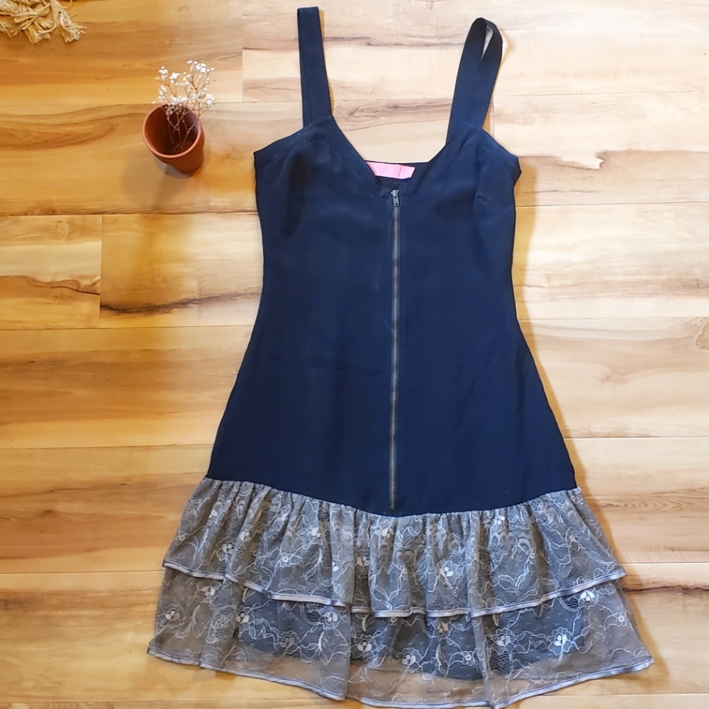 Drop waist lace trim dress sz S